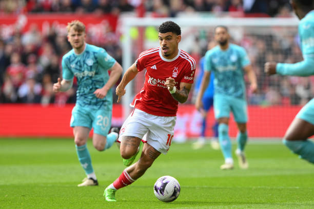 场下都表现 场下都表现