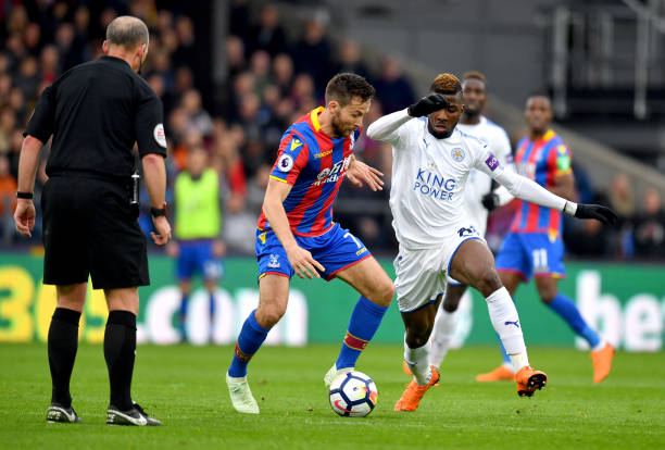 球场内外的 球场内外的